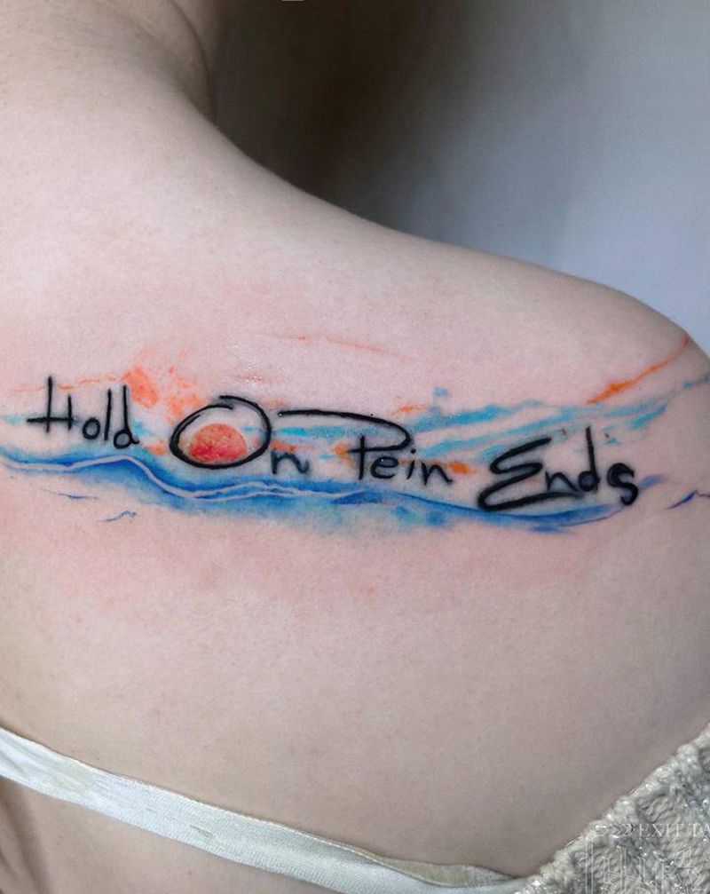 日落纹身图片_手臂肩部水彩水墨纹身图案