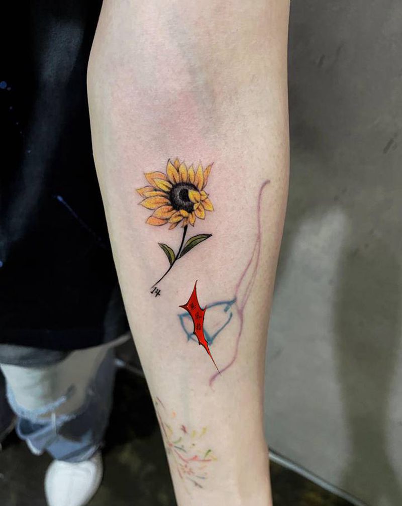 向日葵纹身图片_手部纹身图案
