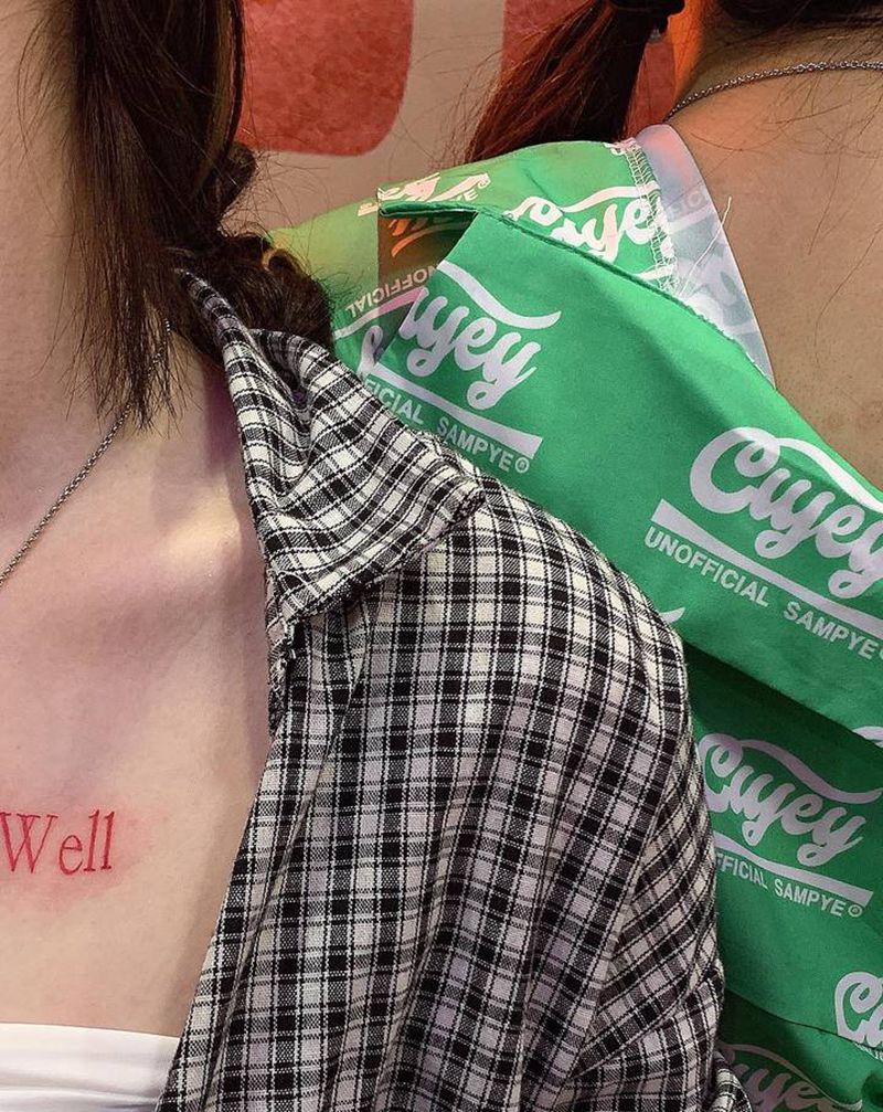 字母纹身图片_胸部肩部新传统纹身图案