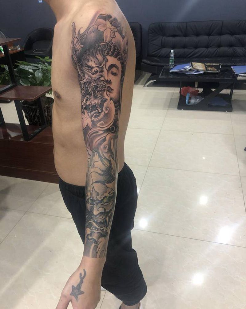 花臂纹身图片_手部纹身图案