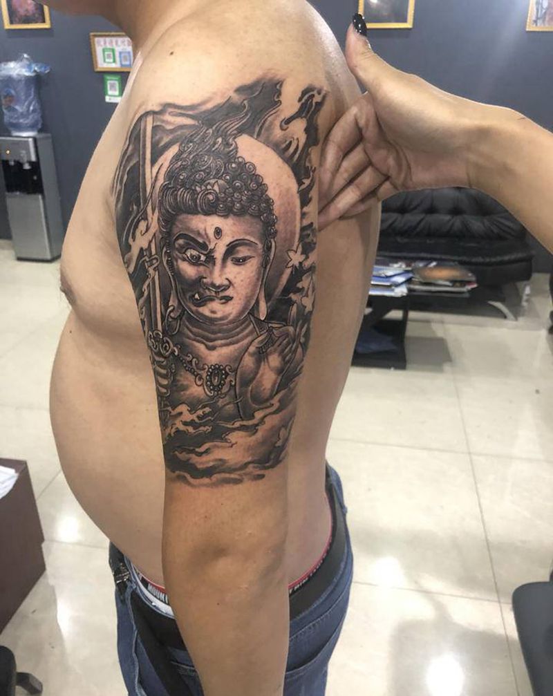 不动明王纹身图片_手臂纹身图案