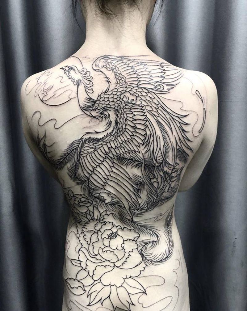 凤凰纹身图片_背部新传统纹身图案