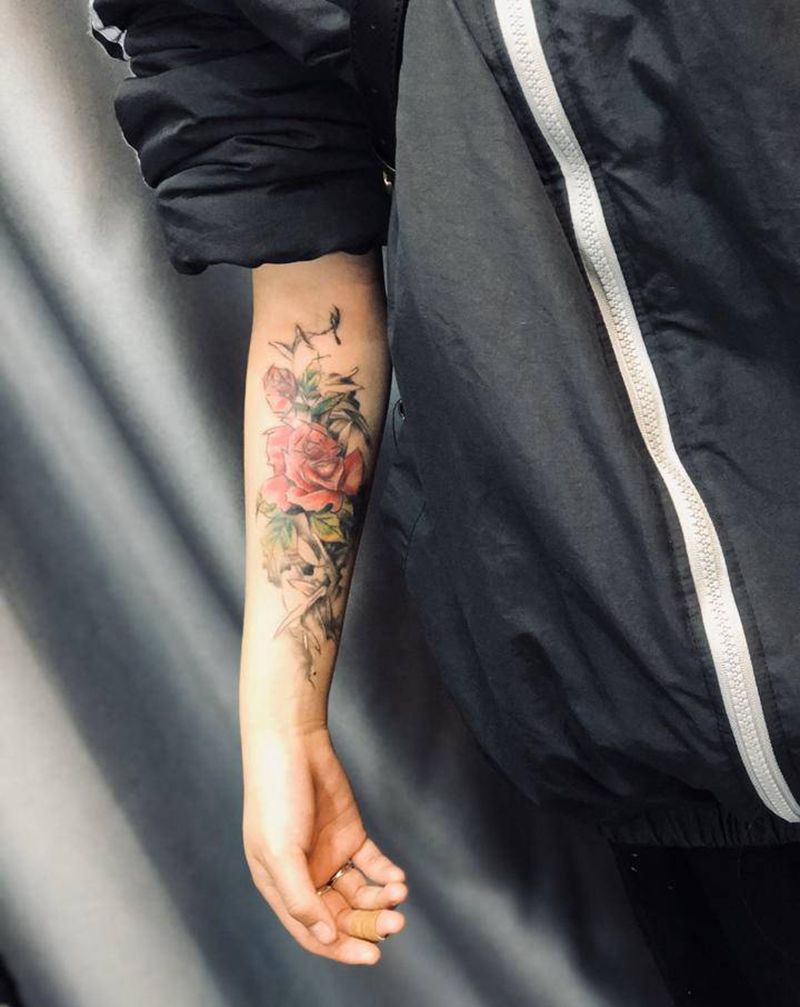 花纹身图片_手臂水墨水彩纹身图案