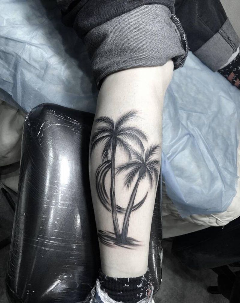 椰子树纹身图片_脚部纹身图案