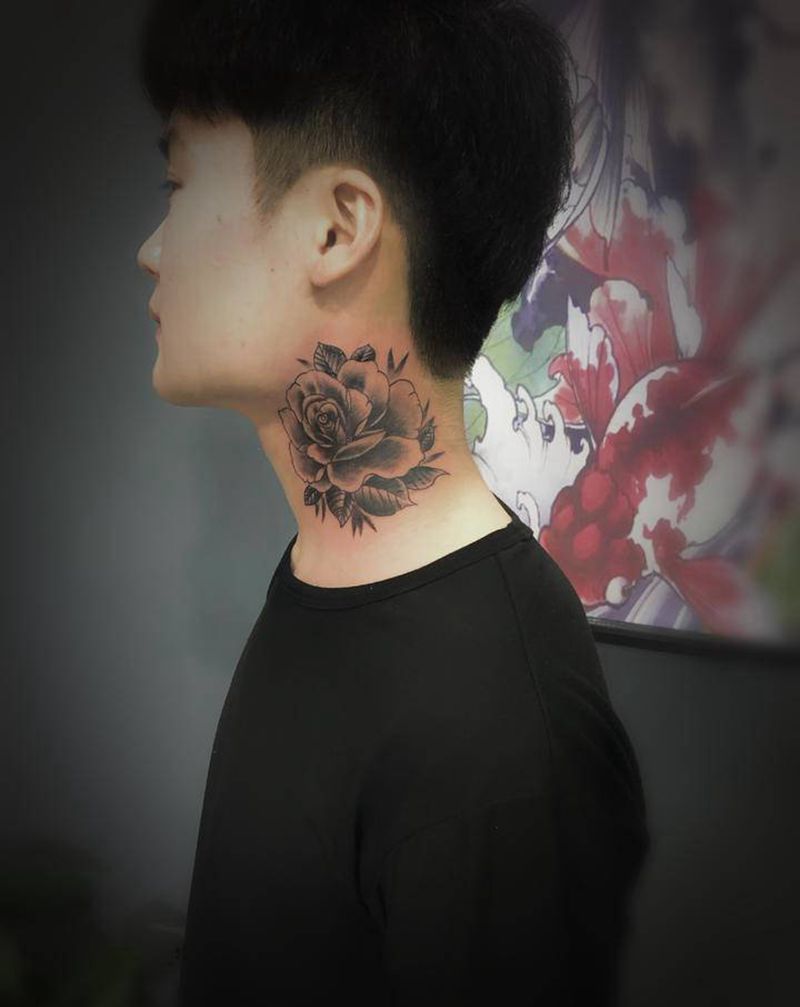 牡丹纹身图片_颈部新传统牡丹纹身图案