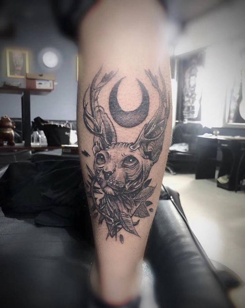 点刺纹身图片_手臂腿部几何点刺纹身图案