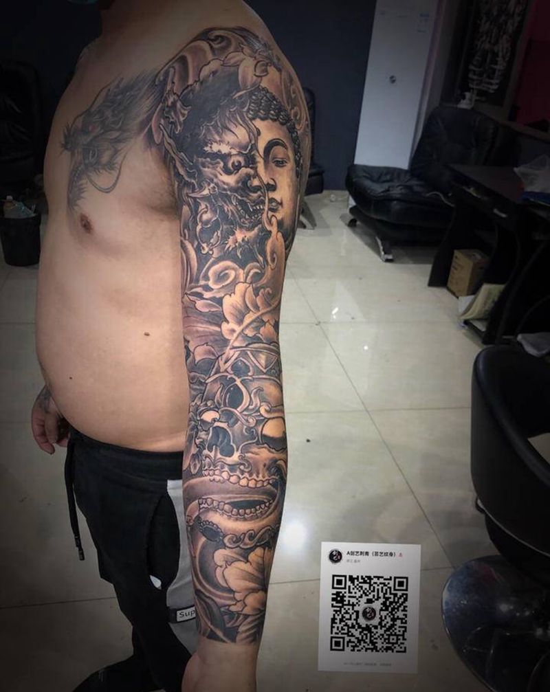 花臂纹身图片_手部花臂纹身图案