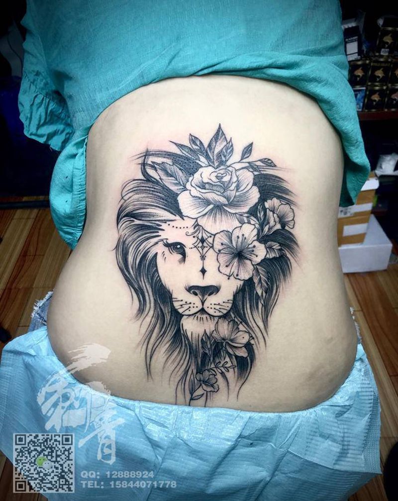狮子纹身图片_腰部点刺纹身图案