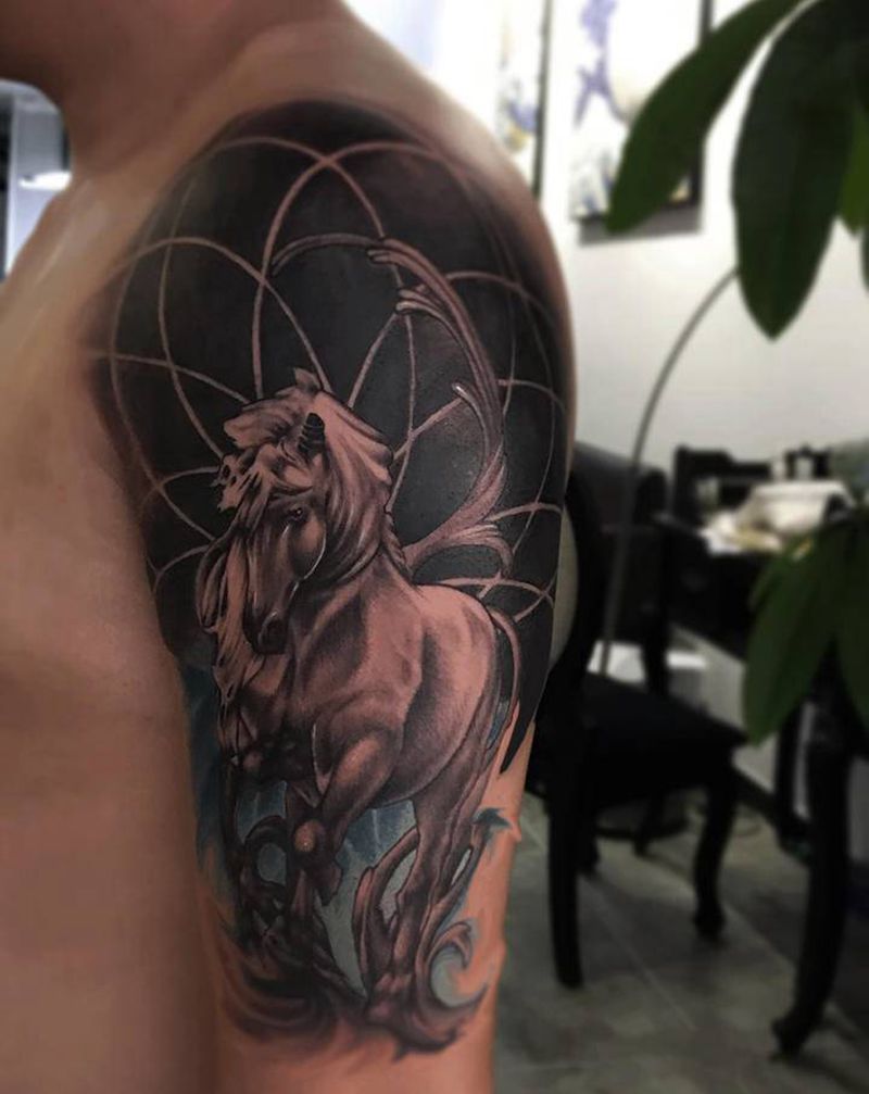 马纹身图片_手部纹身图案