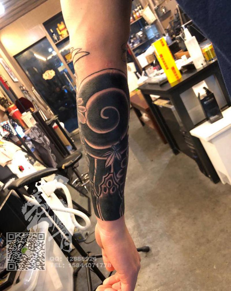 未完待续纹身图片_手臂老传统新传统纹身图案