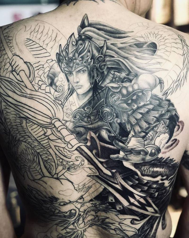 赵云纹身图片_背部新传统纹身图案