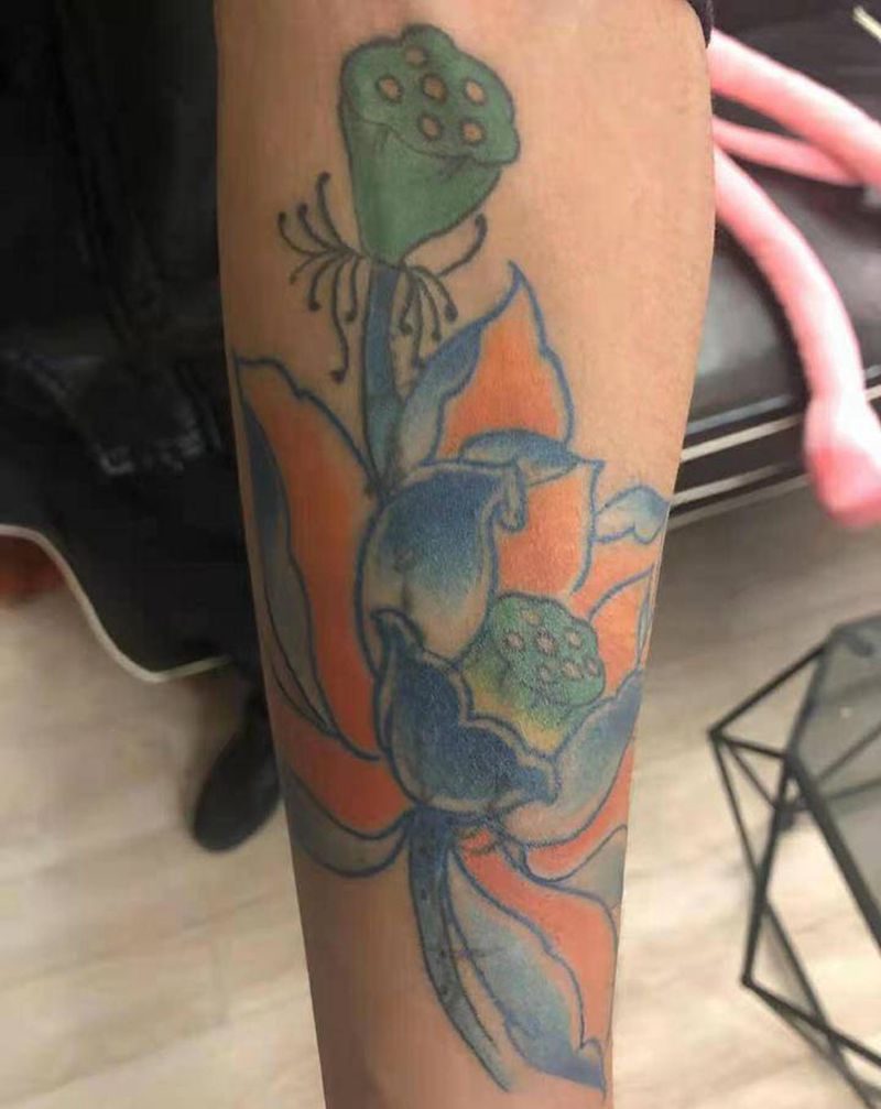 遮盖纹身图片_手臂水彩纹身图案