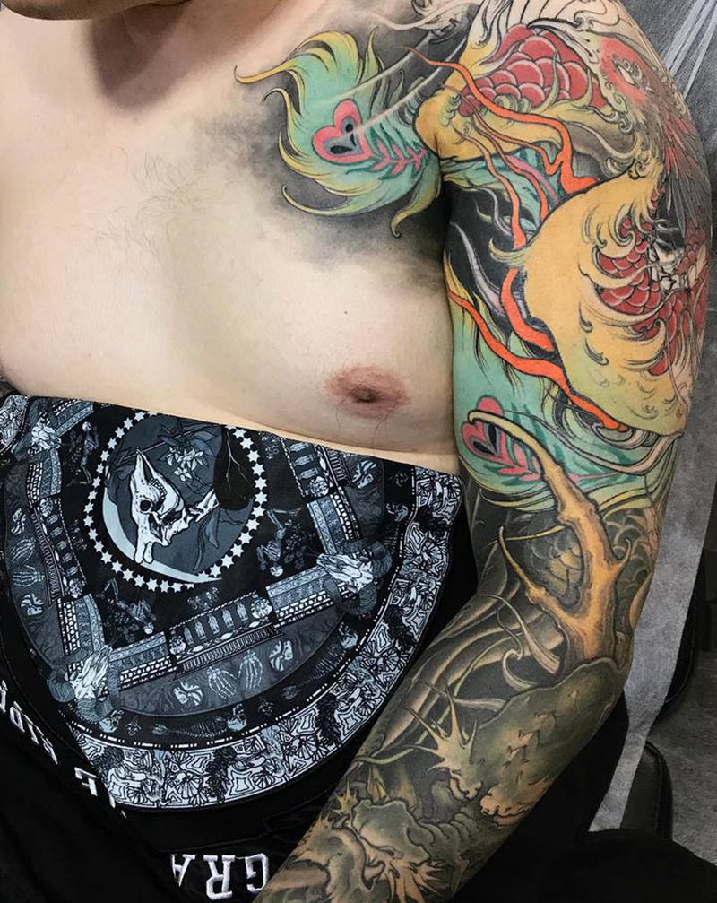 未完成作品纹身图片_手臂新传统龙凤花臂传统纹身图案