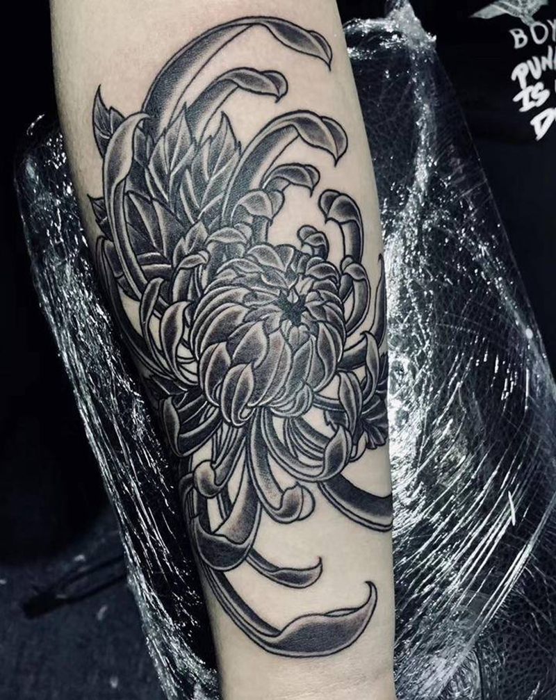 传统菊花图片纹身图片_手臂新传统纹身图案