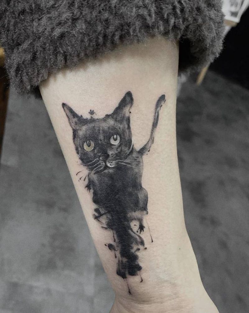猫纹身图片_手臂猫纹身图案