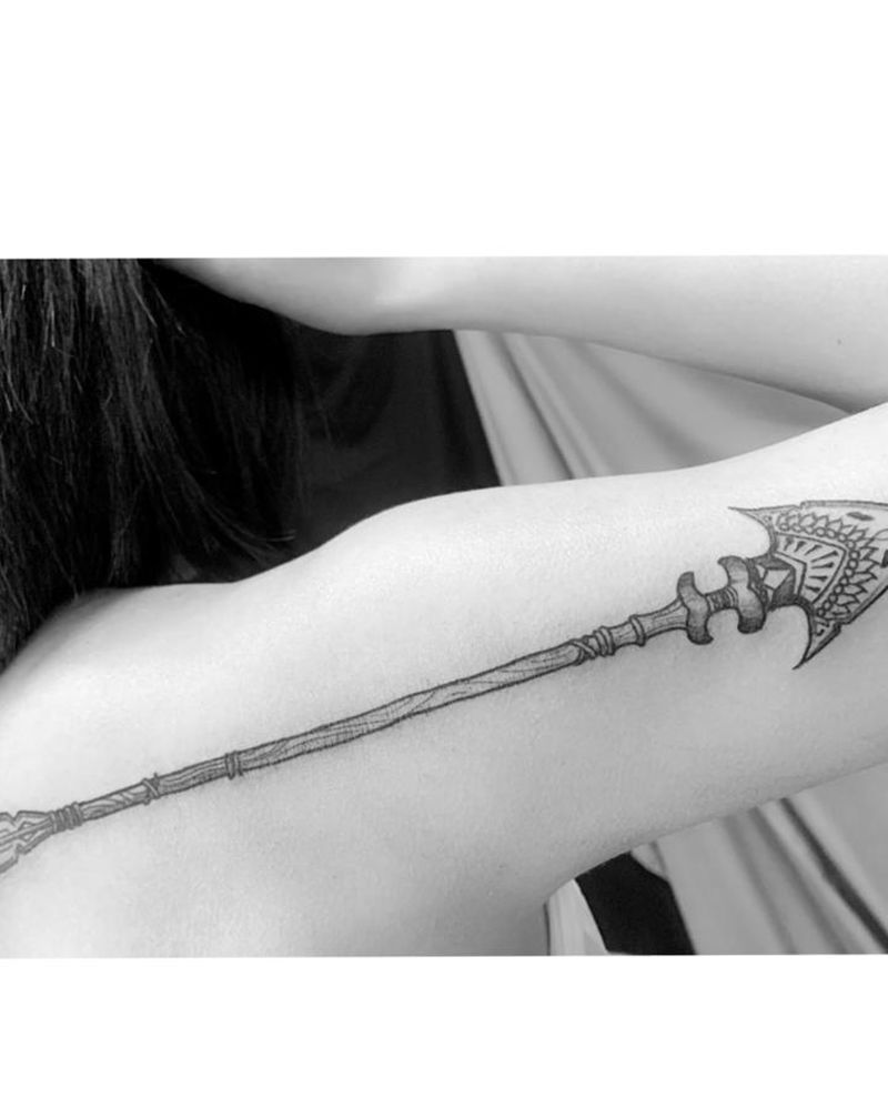 箭头纹身图片_肩部纹身图案