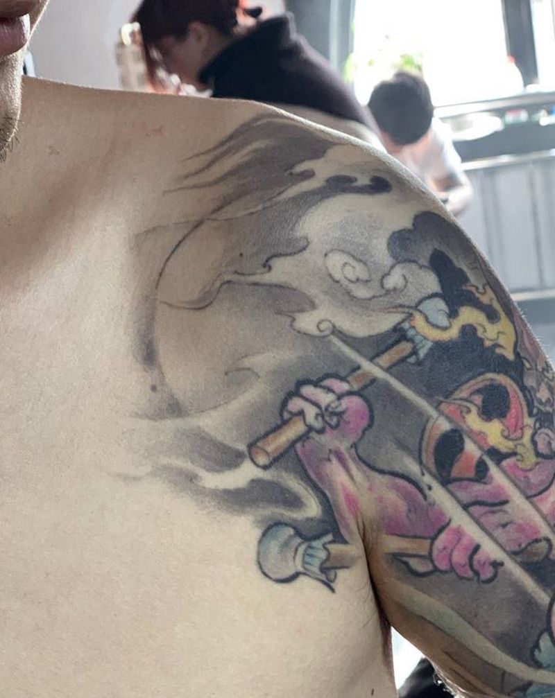 花臂纹身图片_手臂新传统雷神、龙纹身图案