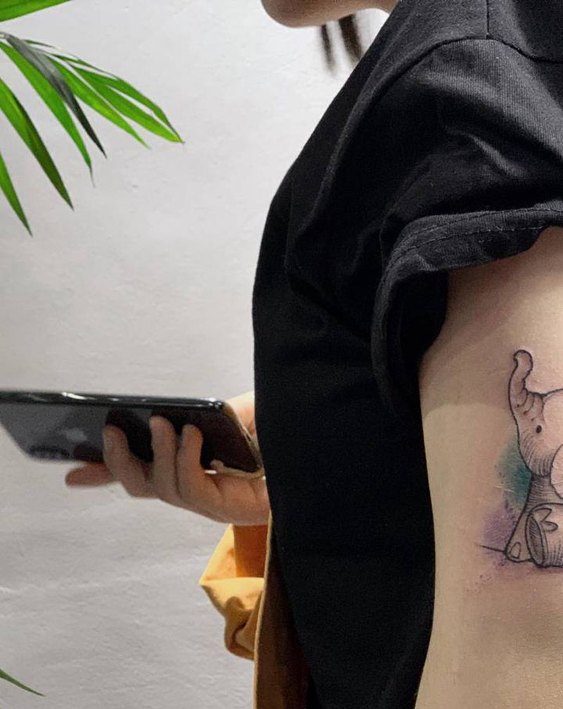 小象纹身图片_手部小象纹身图案