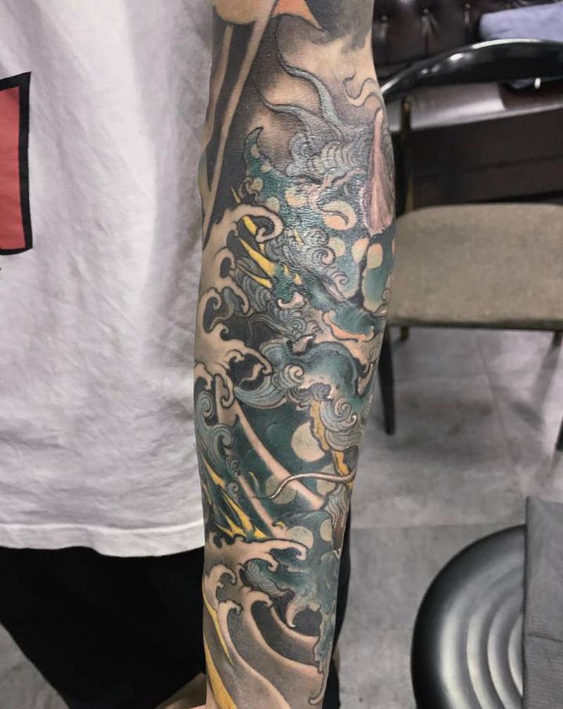 谛听纹身图片_手部新传统纹身图案