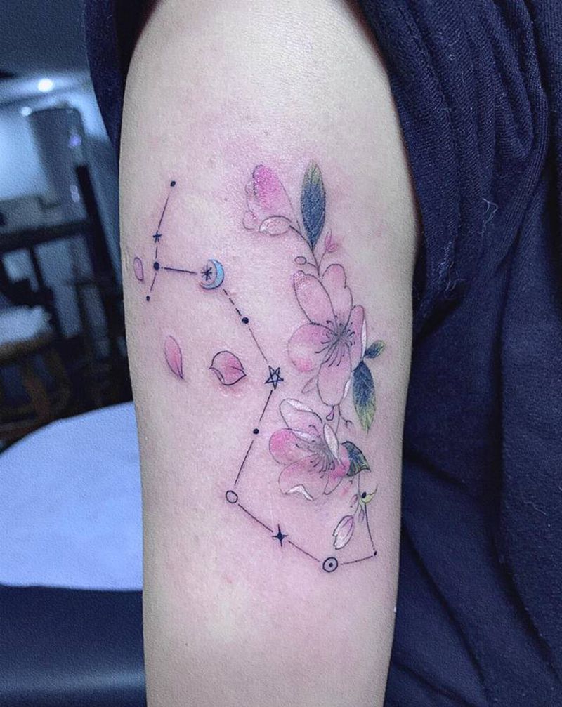 花纹身图片_手部纹身图案