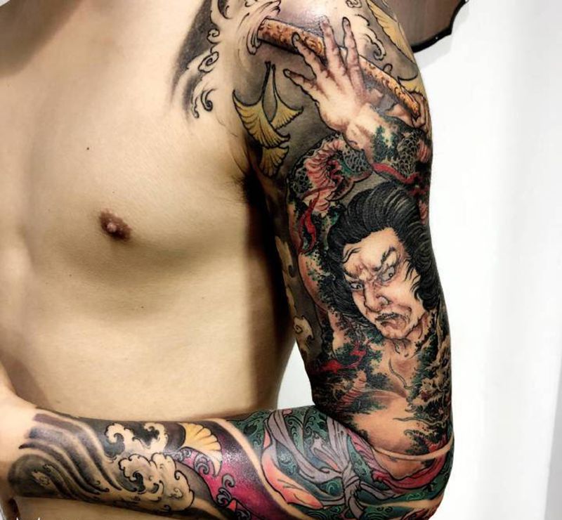 九纹龙史进纹身图片_手部手臂新传统老传统花臂纹身图案