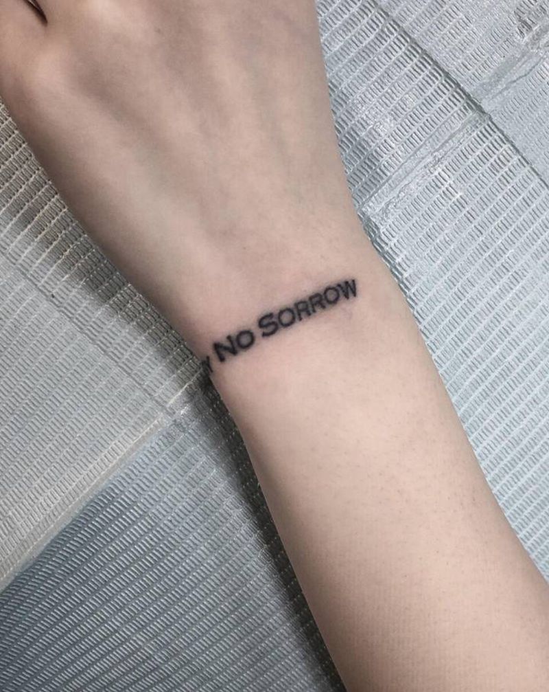 小清新字母纹身图片_手臂几何纹身图案