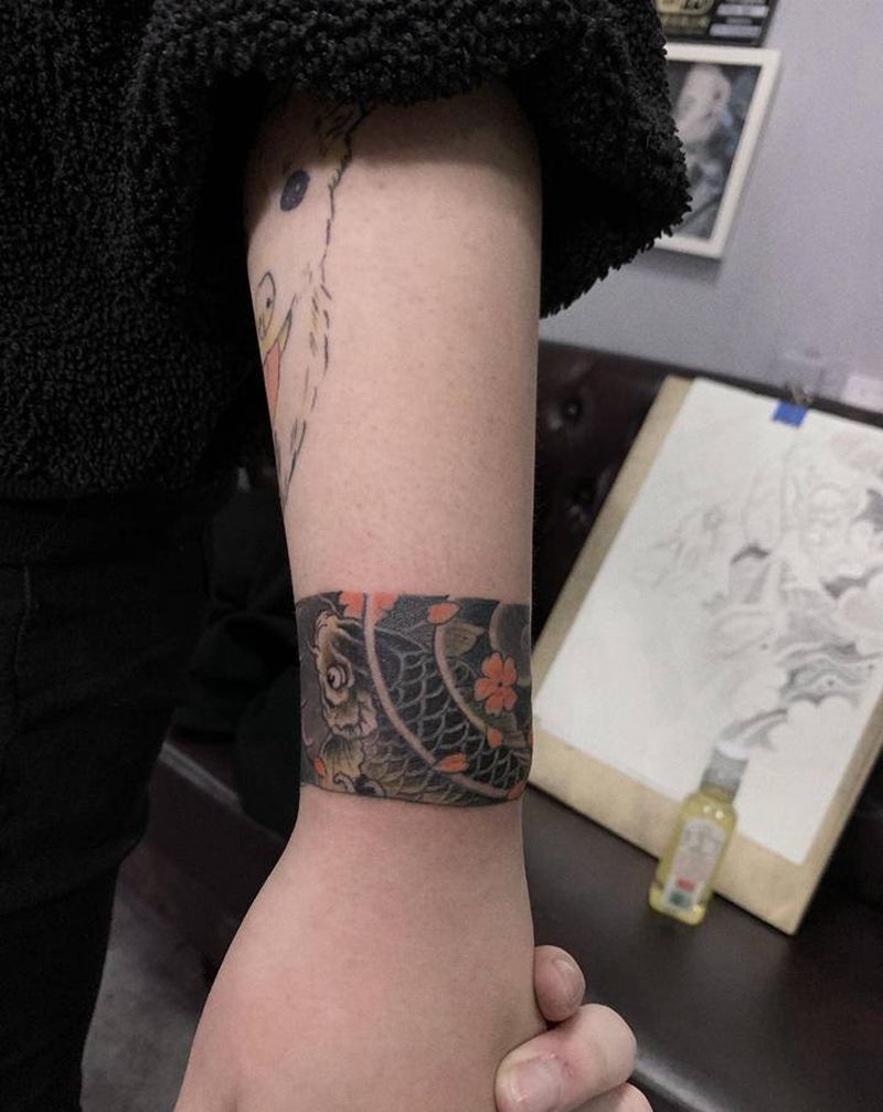 臂环纹身图片_手臂臂环纹身图案