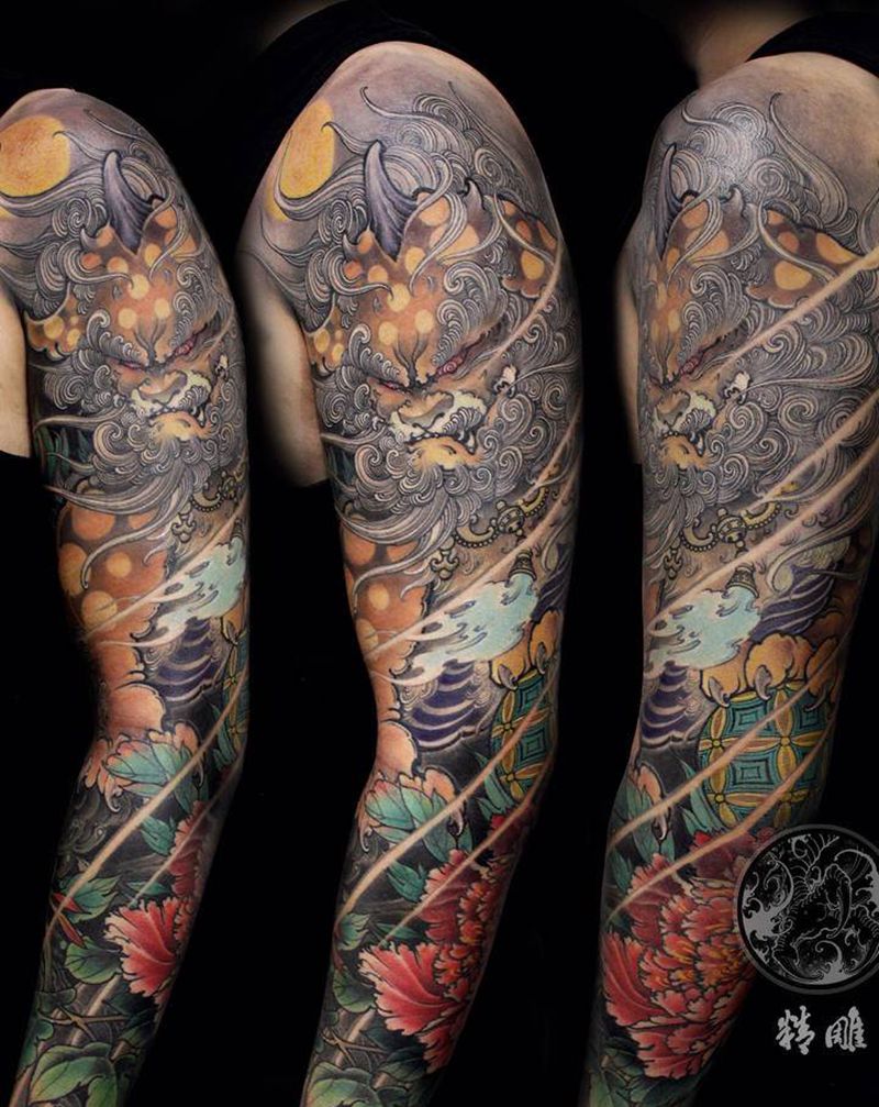 花臂 谛听纹身图片_手臂新传统谛听唐狮子花臂纹身图案