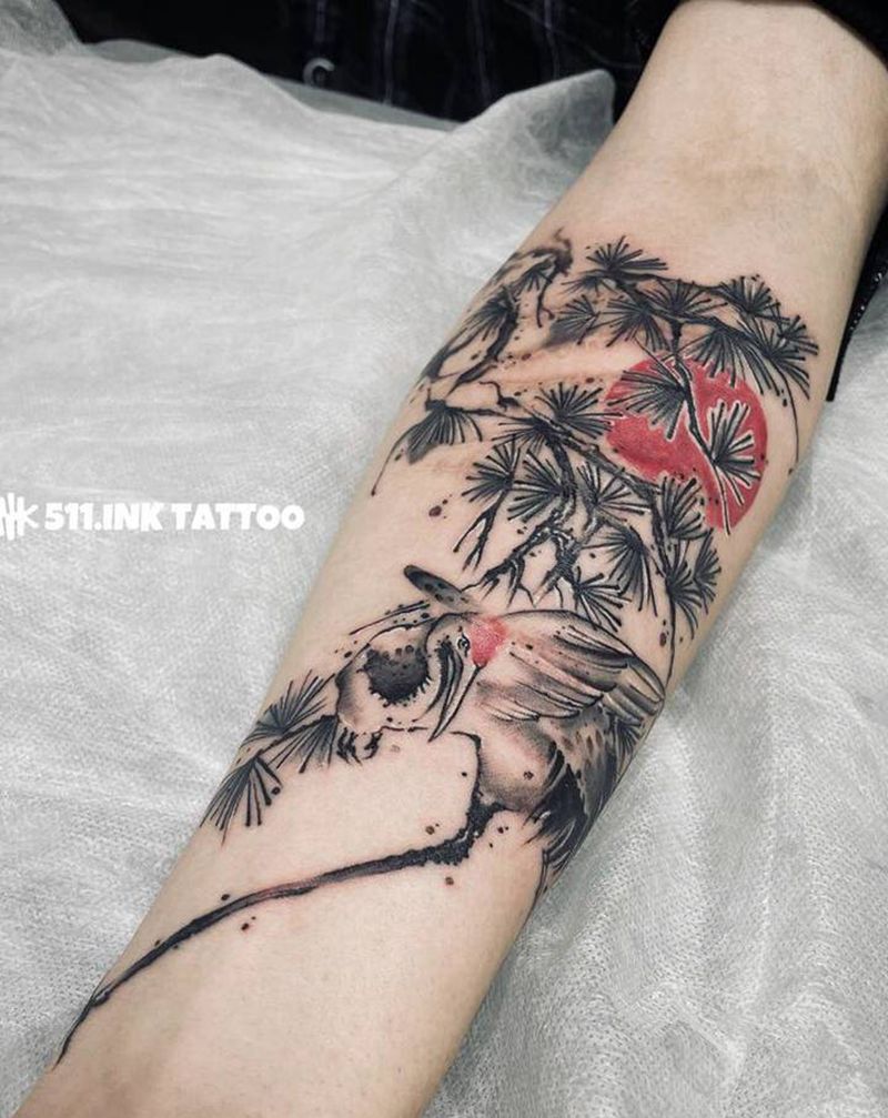 水墨仙鹤纹身图片_手臂水墨纹身图案