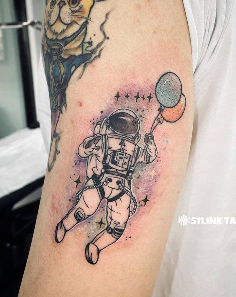 宇航员纹身图片_手部水彩宇航员纹身图案