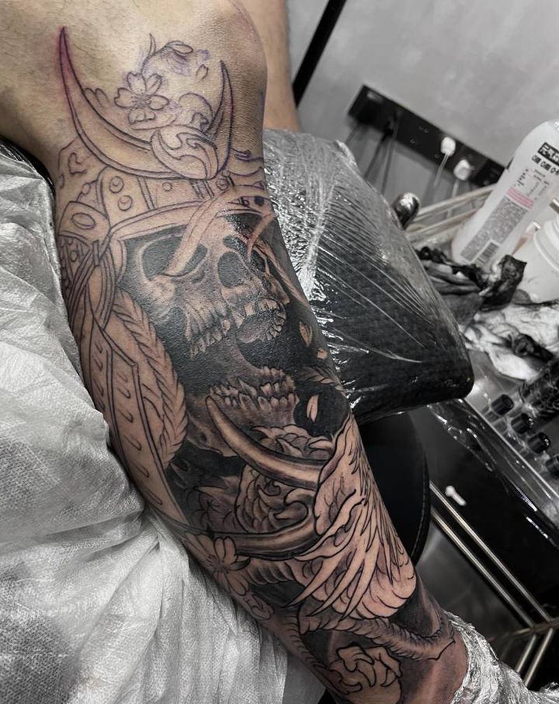 鬼武士未完纹身图片_腿部新传统鬼武士纹身图案