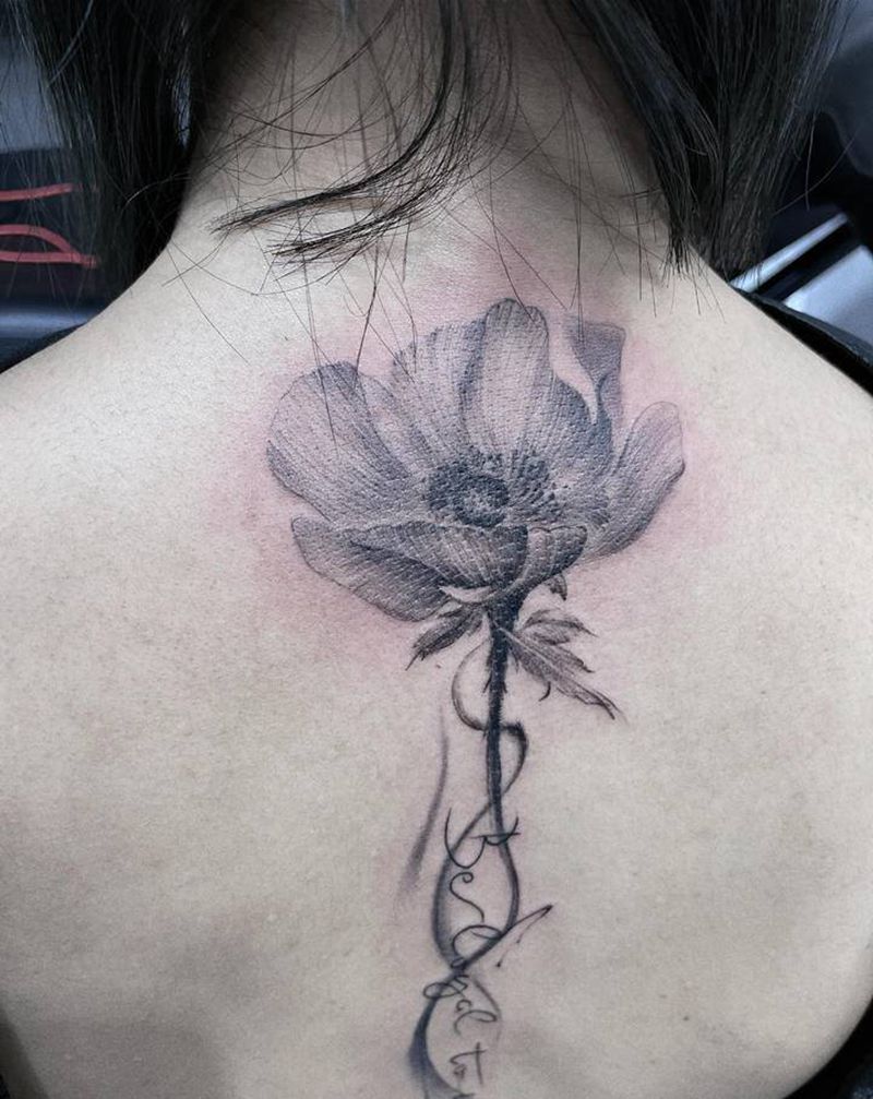 花纹身图片_背部纹身图案