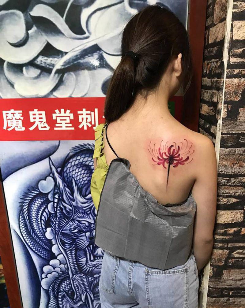 彼岸花纹身图片_手臂纹身图案