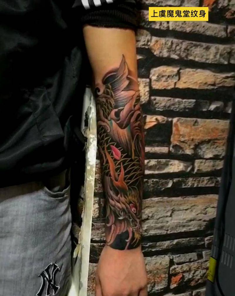 鳌鱼纹身图片_手臂纹身图案