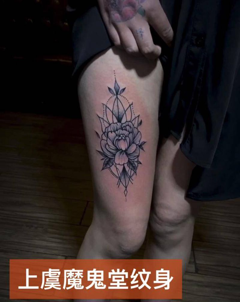 花纹身图片_手臂纹身图案