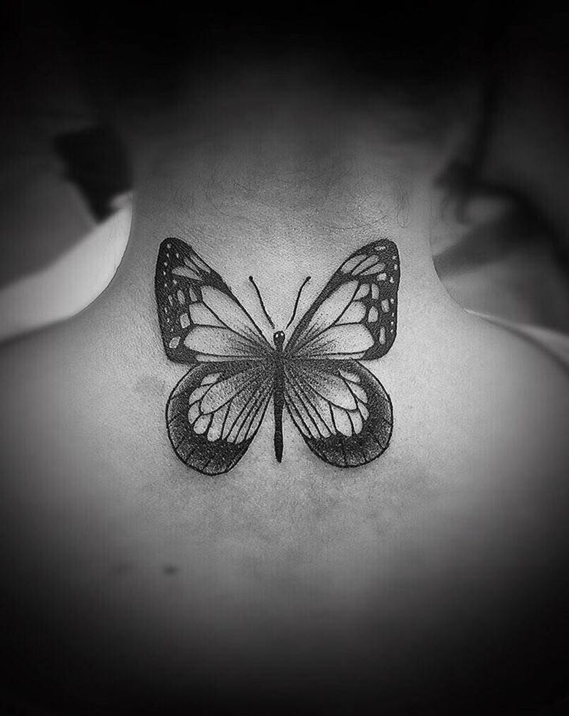 小清新纹身图片_臀部花体字纹身图案