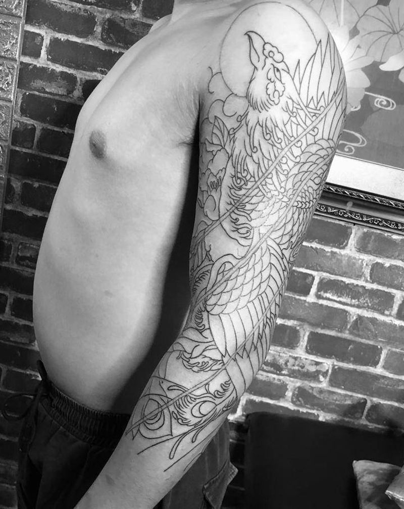 凤纹身图片_手臂老传统纹身图案