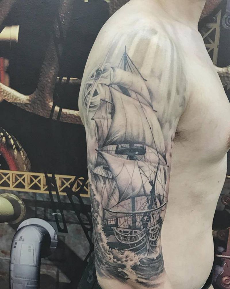 航海题材（帆船）纹身图片_手臂欧美写实纹身图案