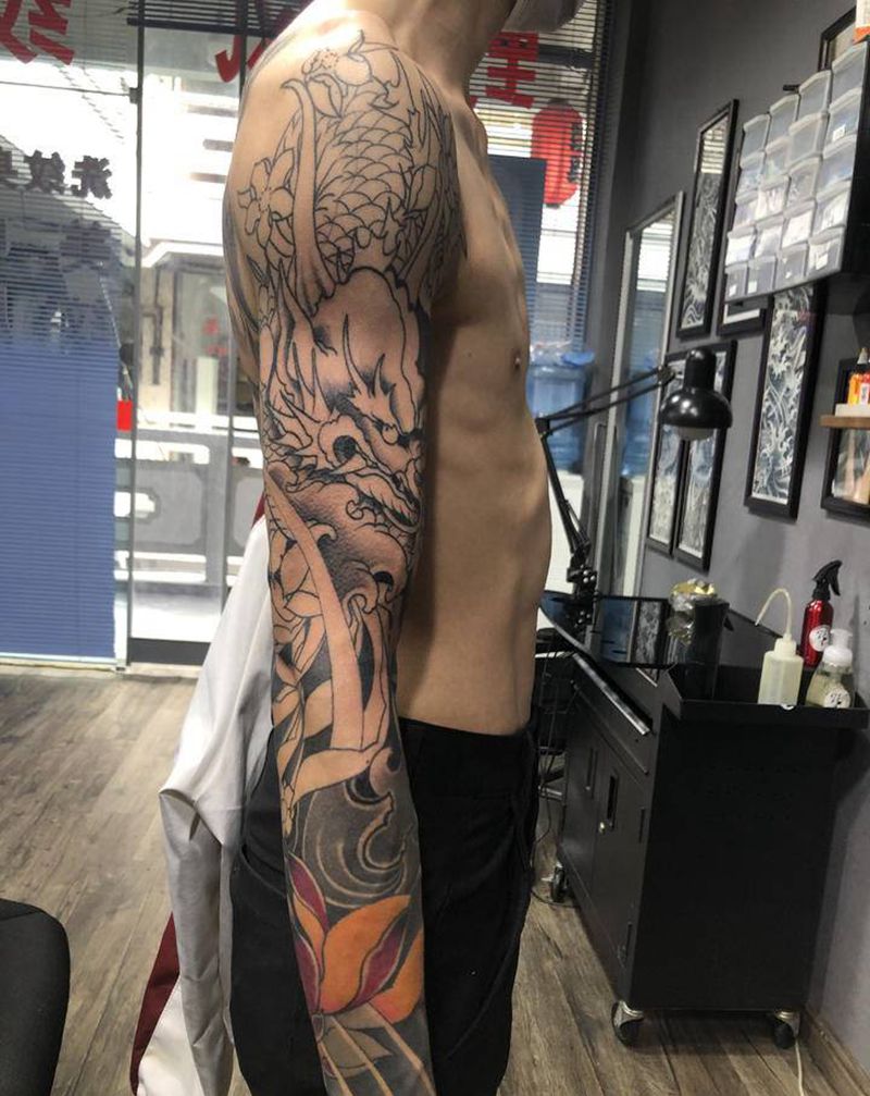 花臂纹身图片_手臂新传统纹身图案