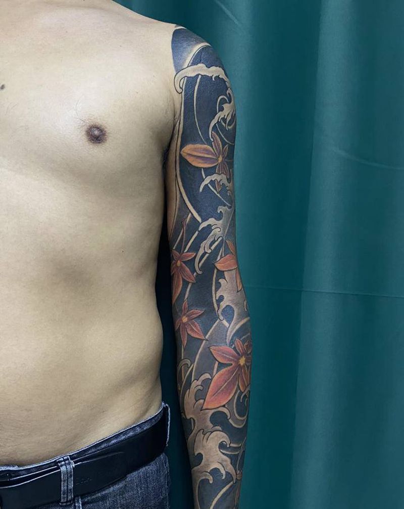 花臂纹身图片_手臂老传统纹身图案