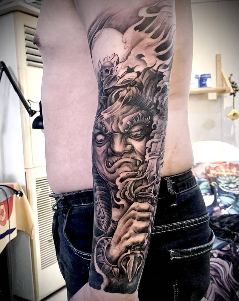 不动明王纹身图片_手臂新传统纹身图案