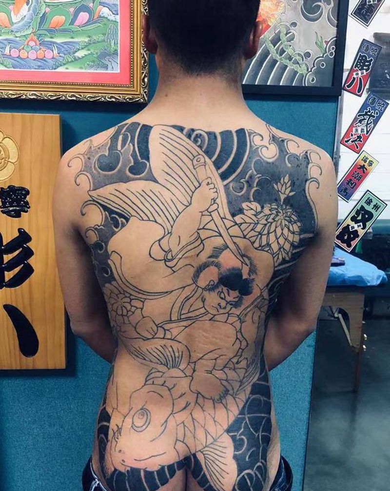 鬼若丸纹身图片_背部老传统纹身图案