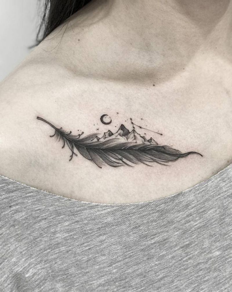 羽毛纹身图片_胸部小清新纹身图案