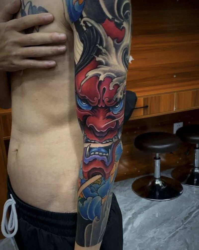 七分袖花臂，未完成纹身图片_手臂手部新传统纹身图案