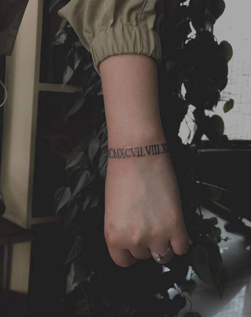 罗马数字纹身图片_手部纹身图案