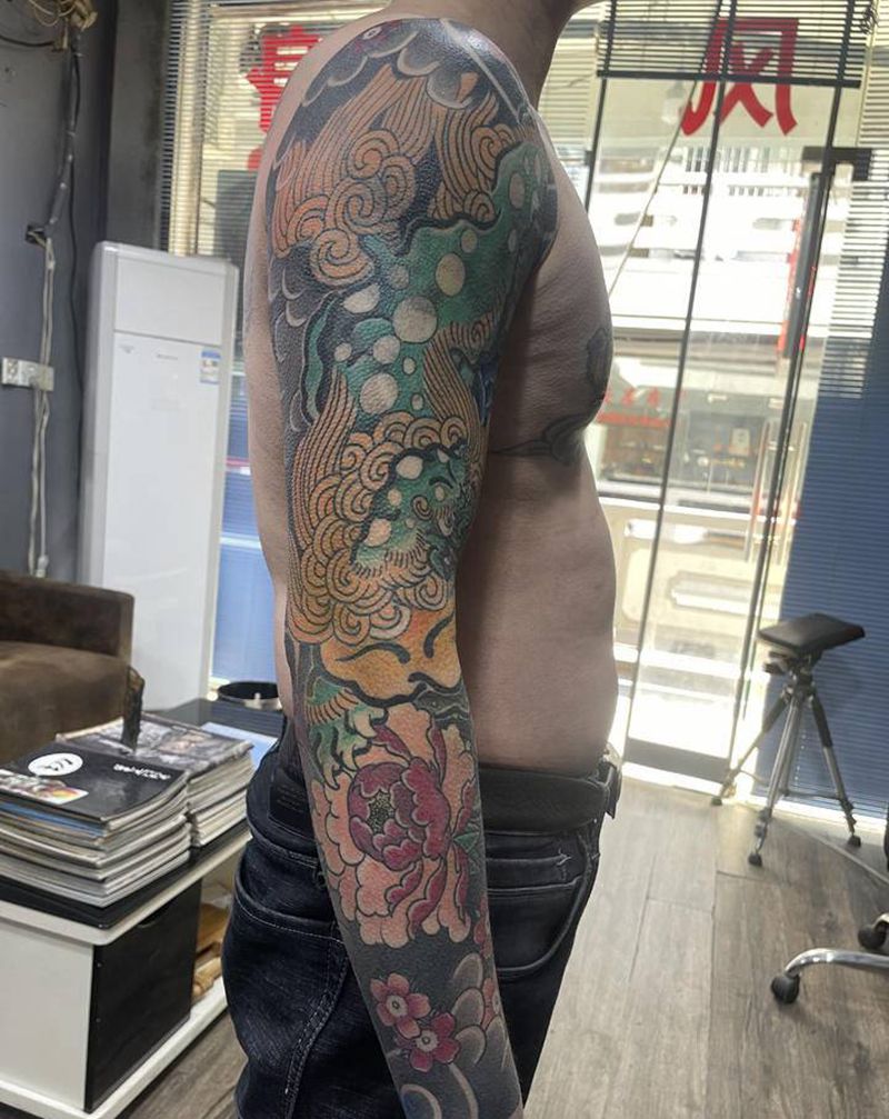 老传统唐狮纹身图片_老传统纹身图案