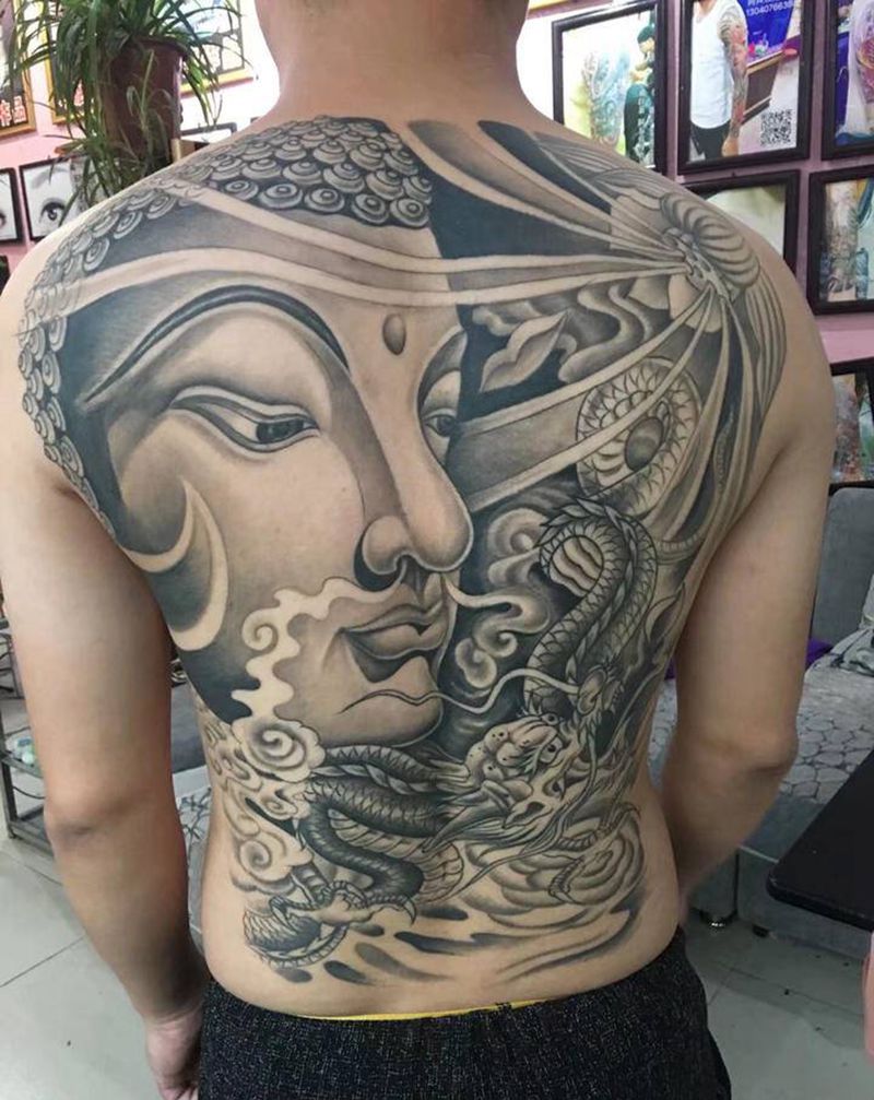 佛纹身图片_背部纹身图案