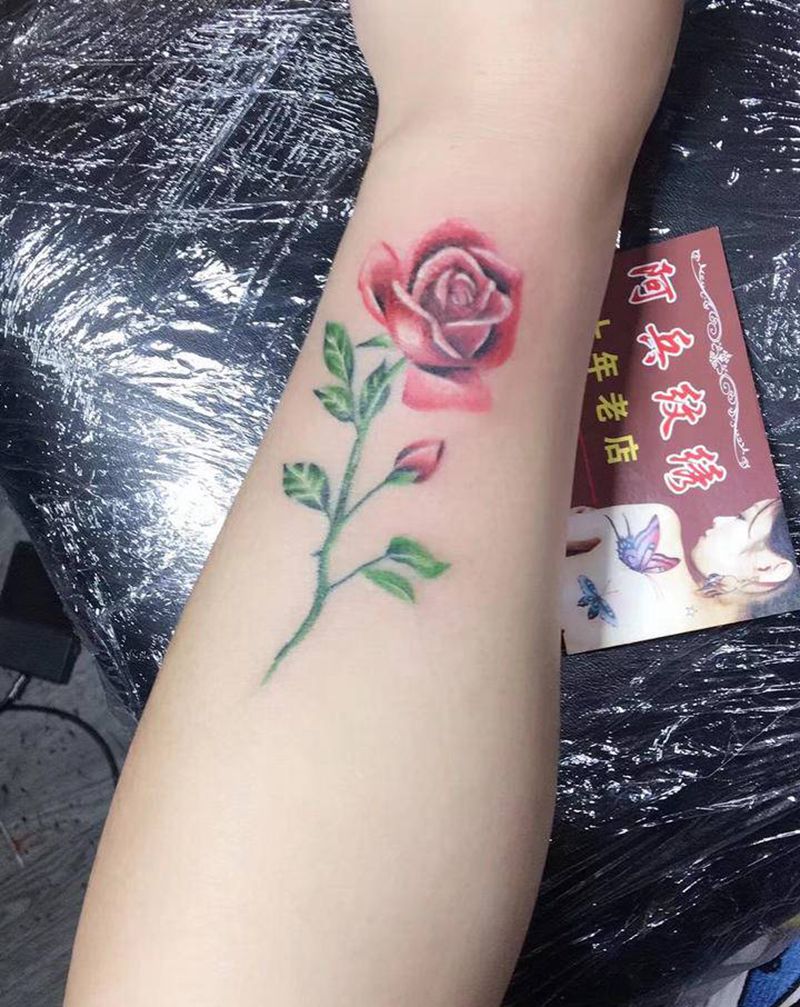 小花花纹身图片_手臂纹身图案