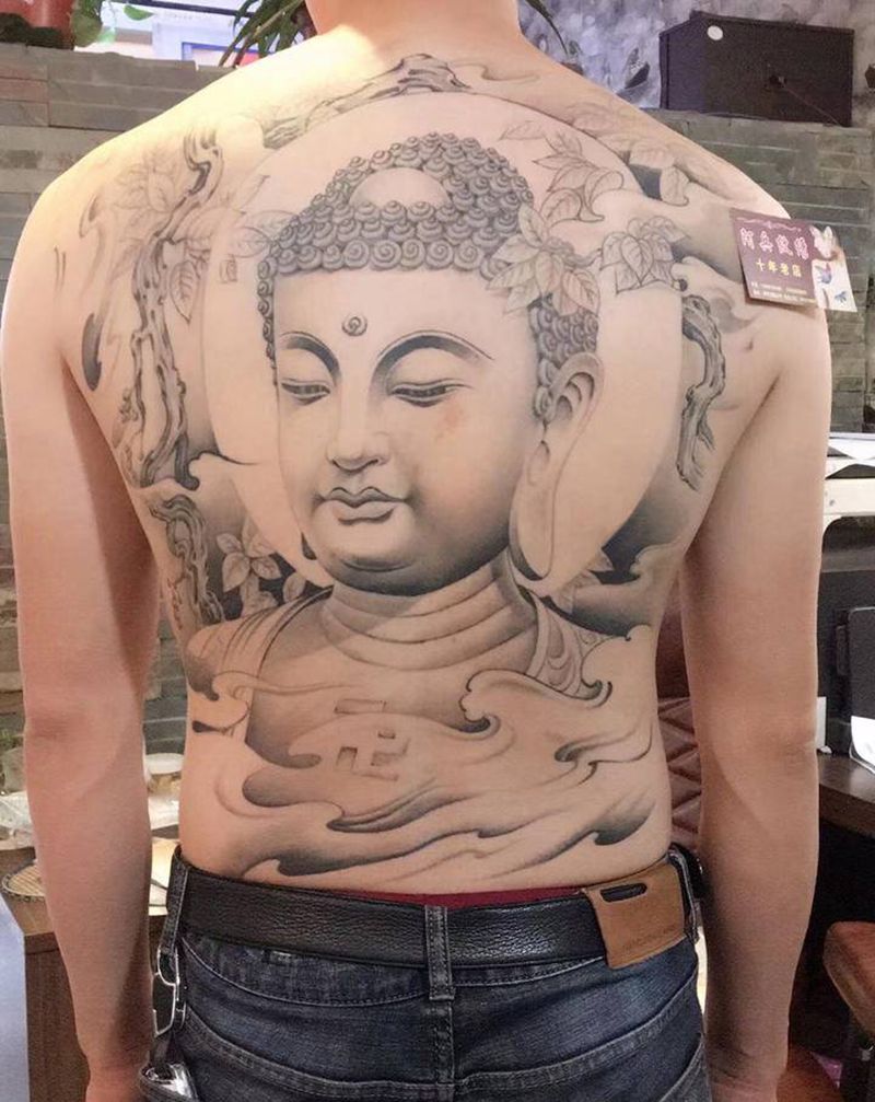 佛纹身图片_背部纹身图案