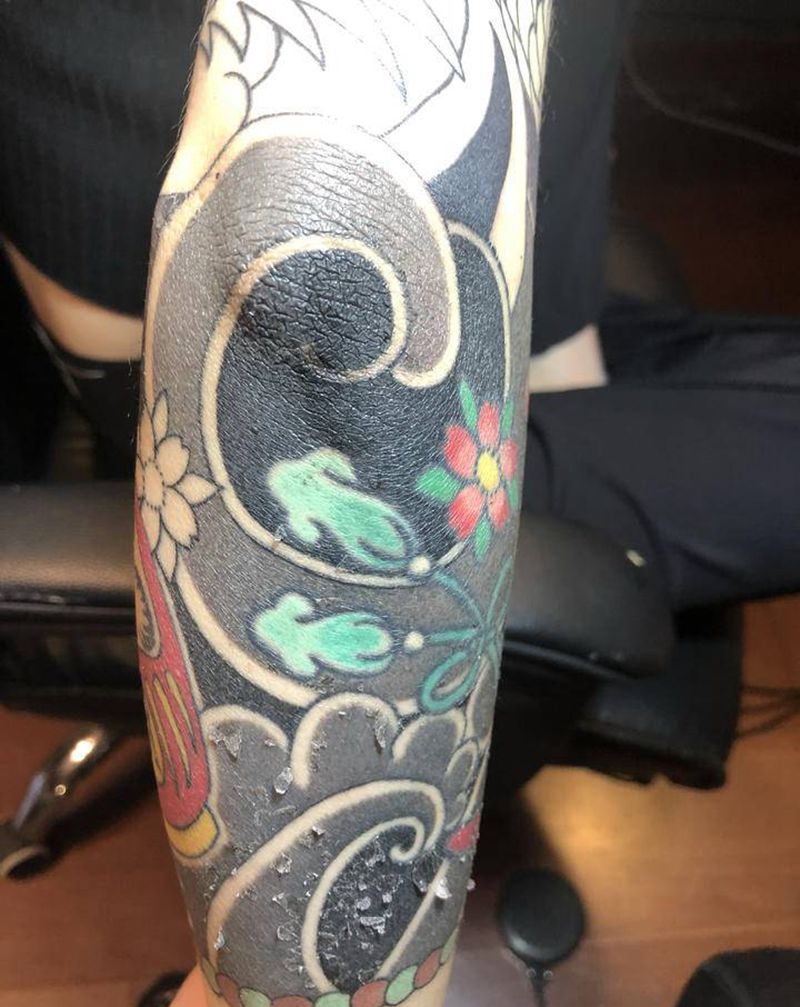 日式传统花臂拼接纹身图片_手臂老传统龙 福锤花臂纹身图案